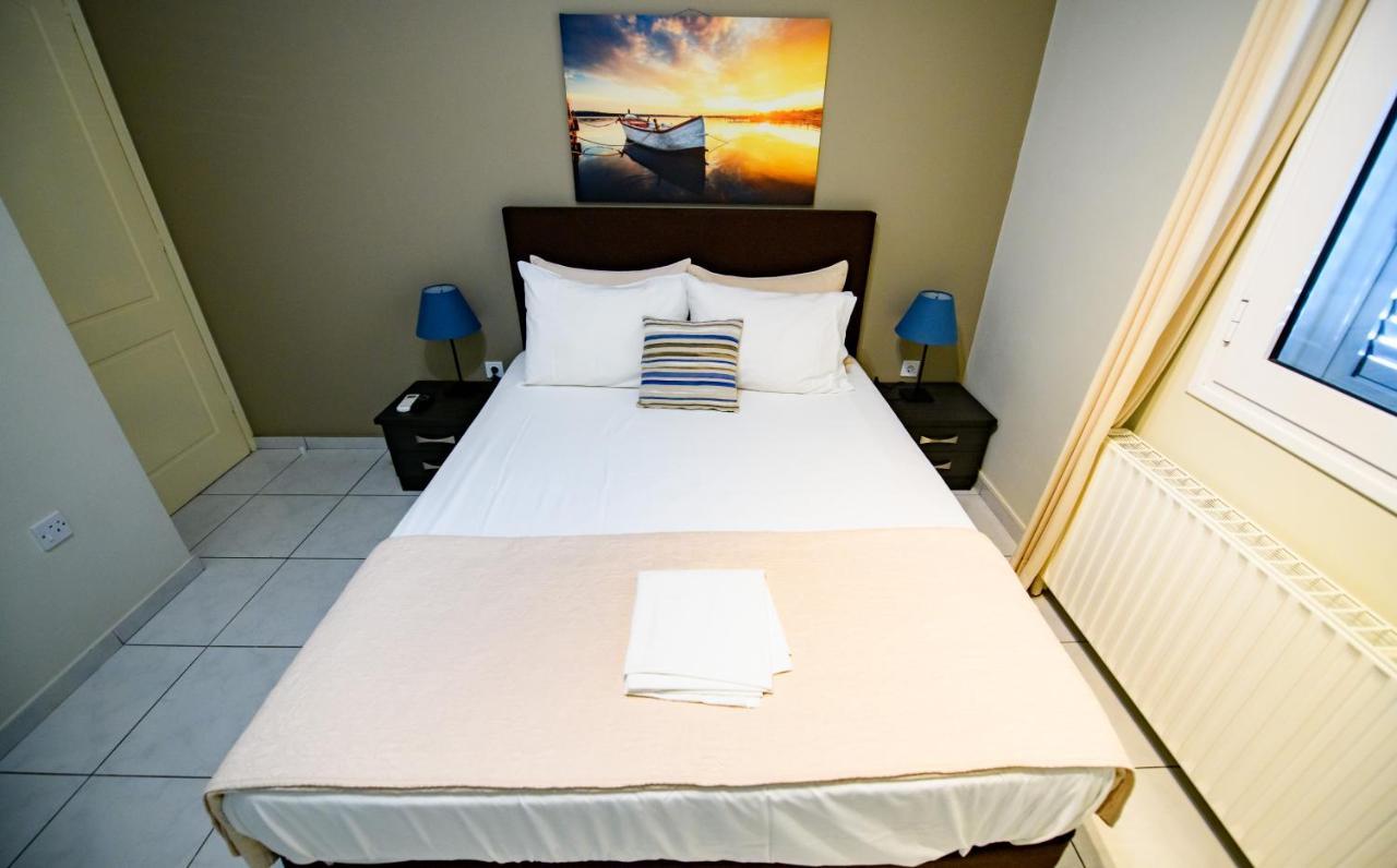 Pessada Bay Studios And Apartments Pesádha Esterno foto