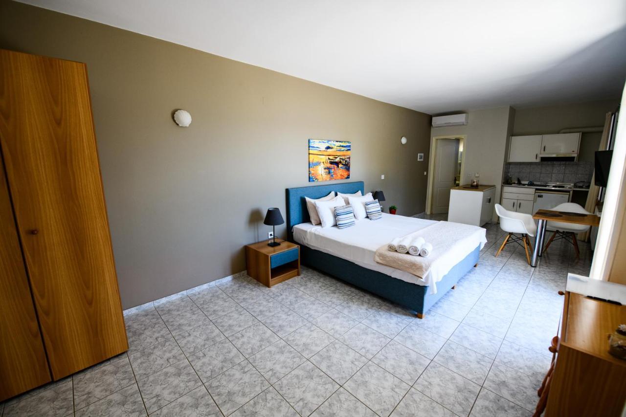 Pessada Bay Studios And Apartments Pesádha Esterno foto