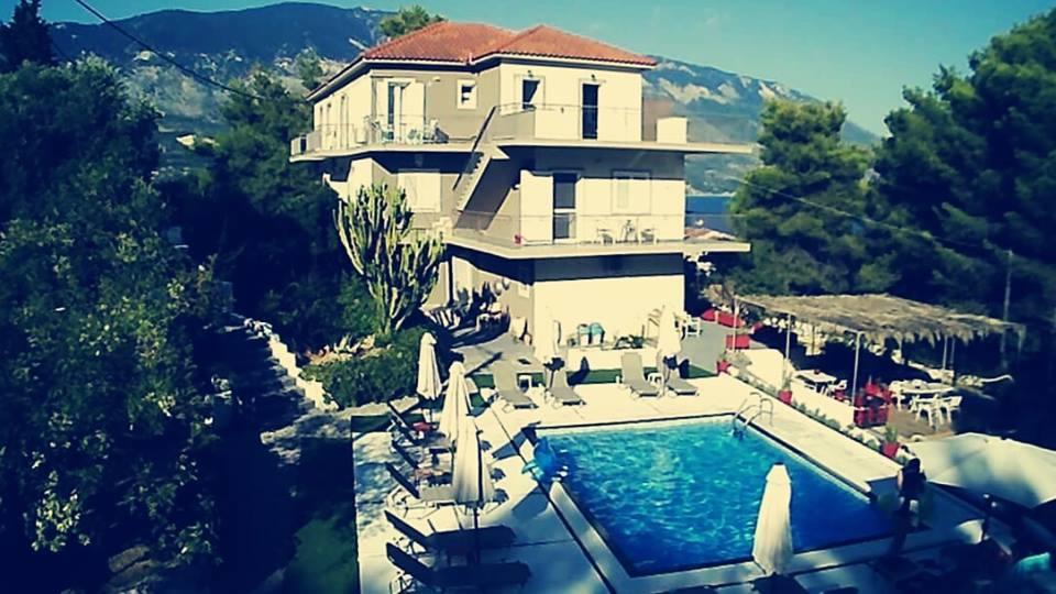 Pessada Bay Studios And Apartments Pesádha Esterno foto